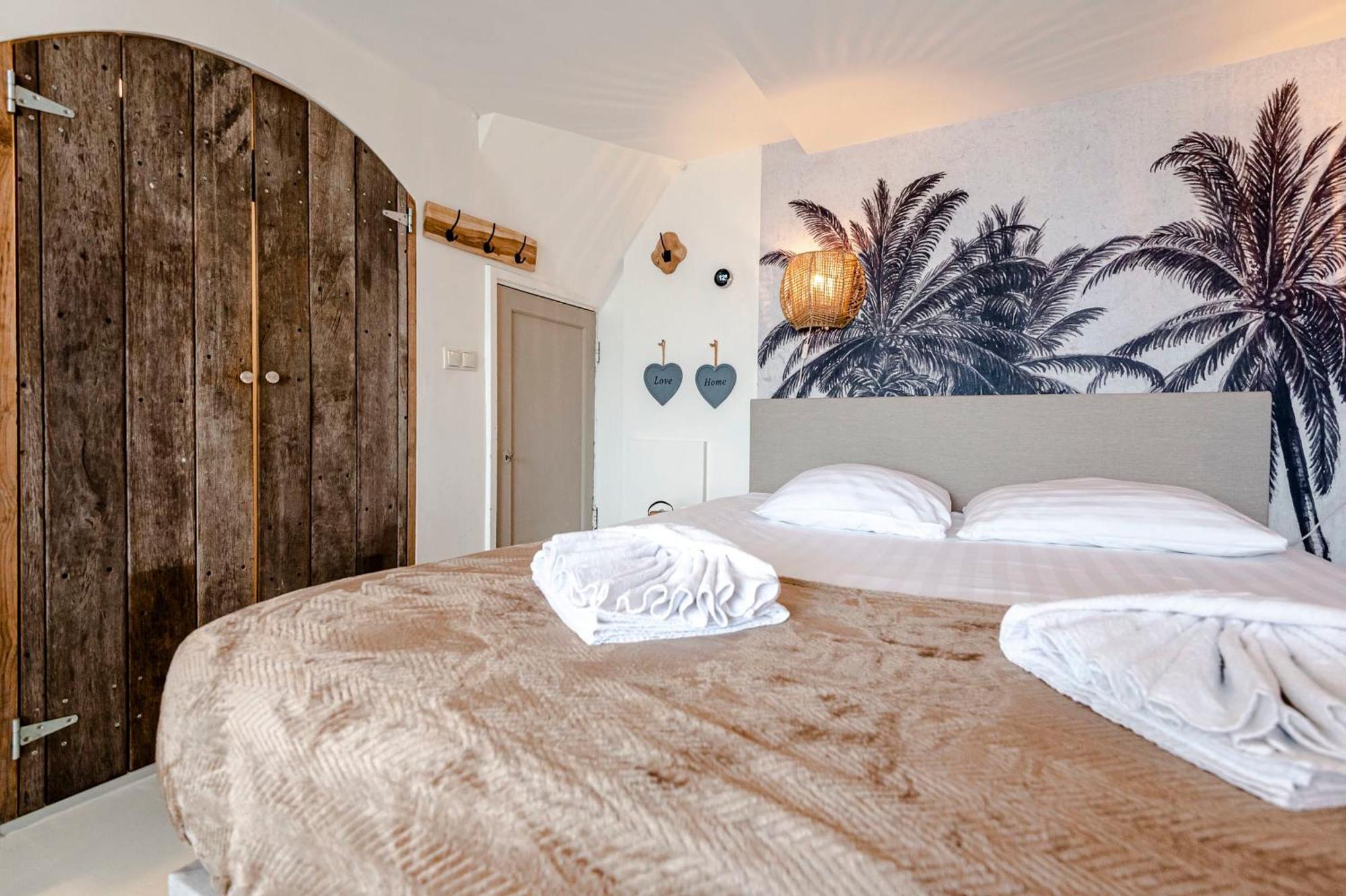 View With A Room Zandvoort With Private Parking 외부 사진